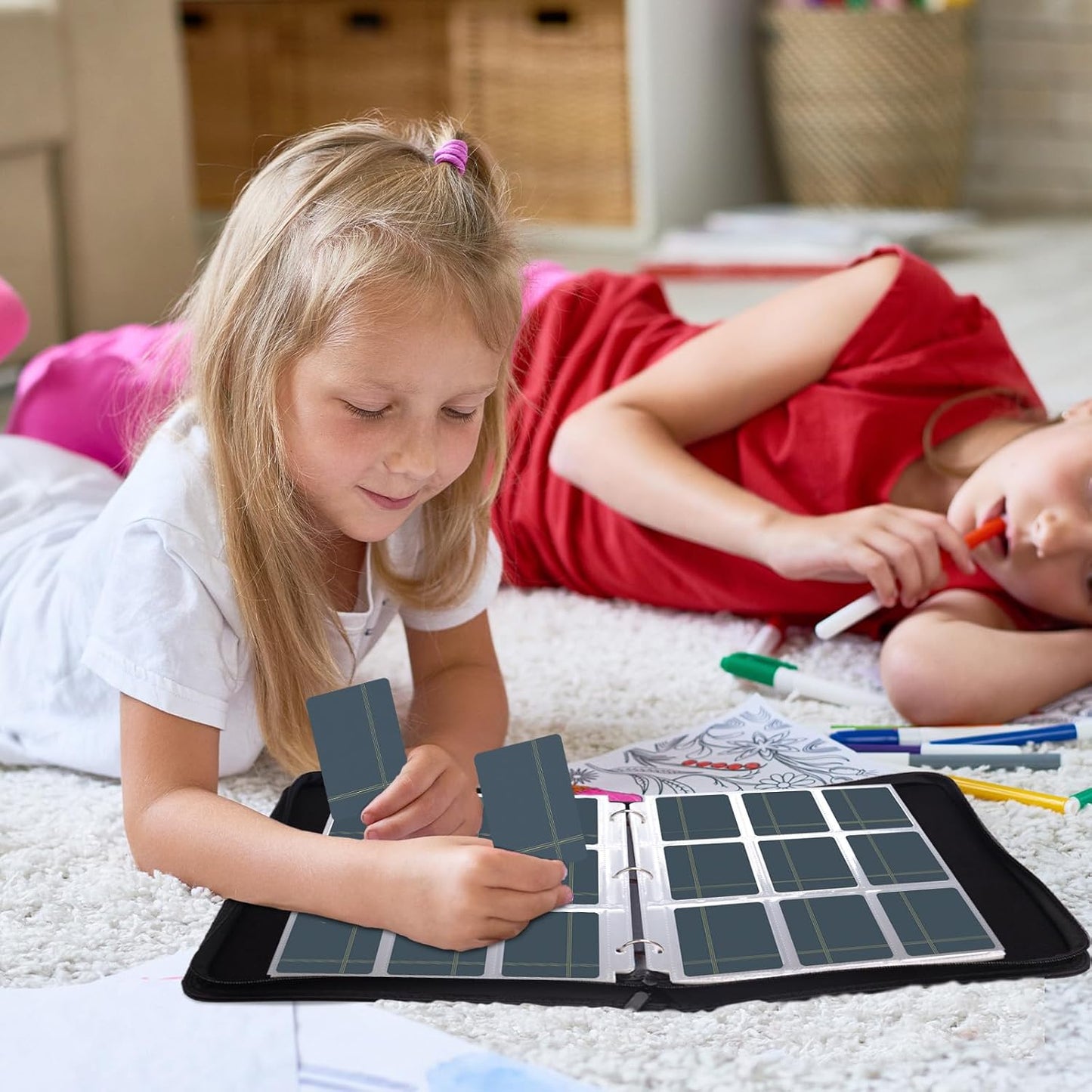 Card Binder 9 Pocket, Othran Trading Card Binder 900 Pockets with 50 Removable Sleeves and Zipper for Boys and Girls Organized