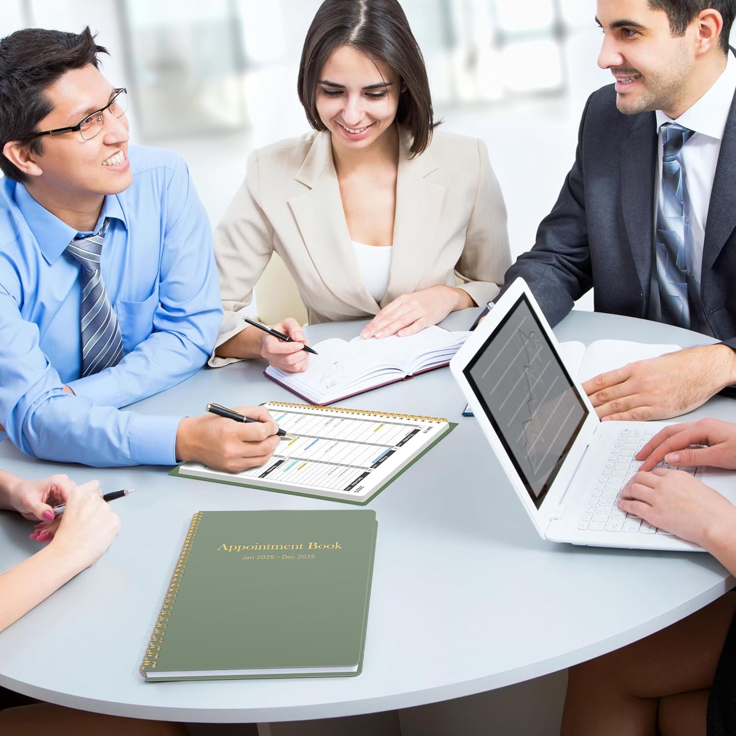 Appointment Planner 2025 - Daily Hourly Schedule Planner from 7am - 10 pm, Weekly & Monthly Hourly Appointment Book Calendar from Jan 2025 - Dec 2025, 9" x 11"-Green