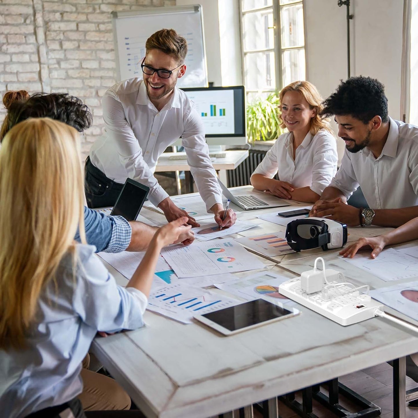 QINLIANF Surge Protector Power Strip - 6Ft Flat Plug Heavy Duty Extension Cord with 24 Outlets and 4 USB Ports(2 USB-C Ports), 1875W/15A, 4100J, for Home, Office, Dorm, ETL Listed, White