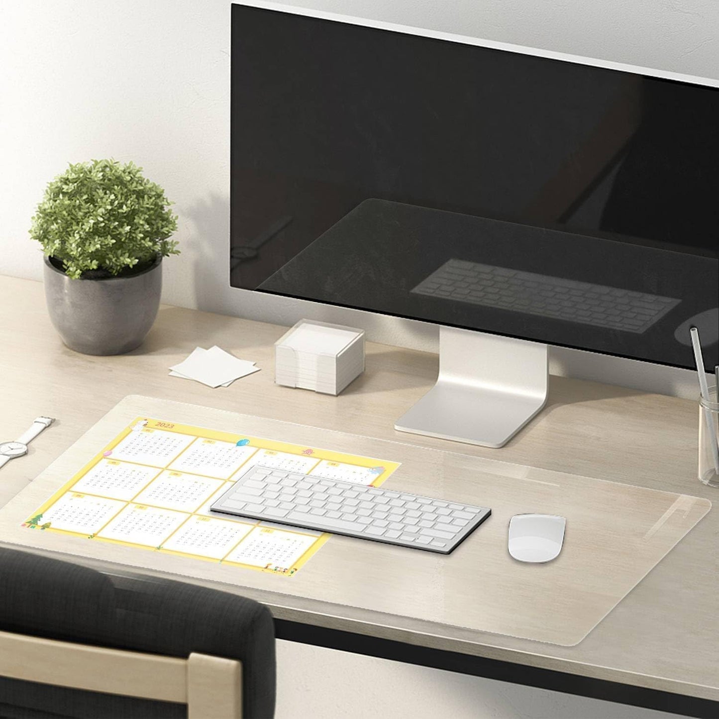 17 x 24 Inch Clear Table Cover Protector, 2mm Thick Clear Desk Mat, Plastic Table Cover, Vinyl Table Protector, Desk Mats on Top of Desks