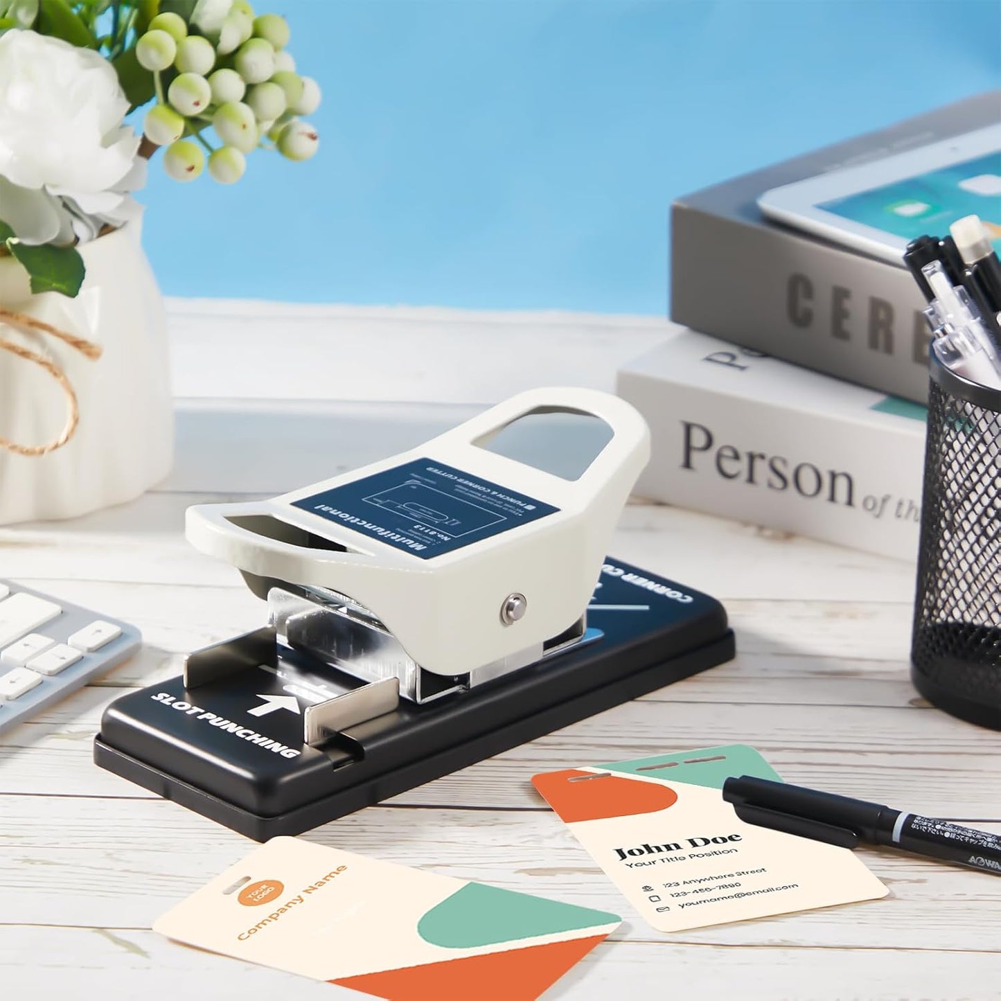 2 in 1 ID Badge Slot Hole Punch 3 x 13 mm and R5 Card Corner Trimmer Dual Use Hand Hold Slot Flat Hole Puncher DIY Corner Rounder Punch Tool for PVC ID Card Name Badge Photo Paper Crafts