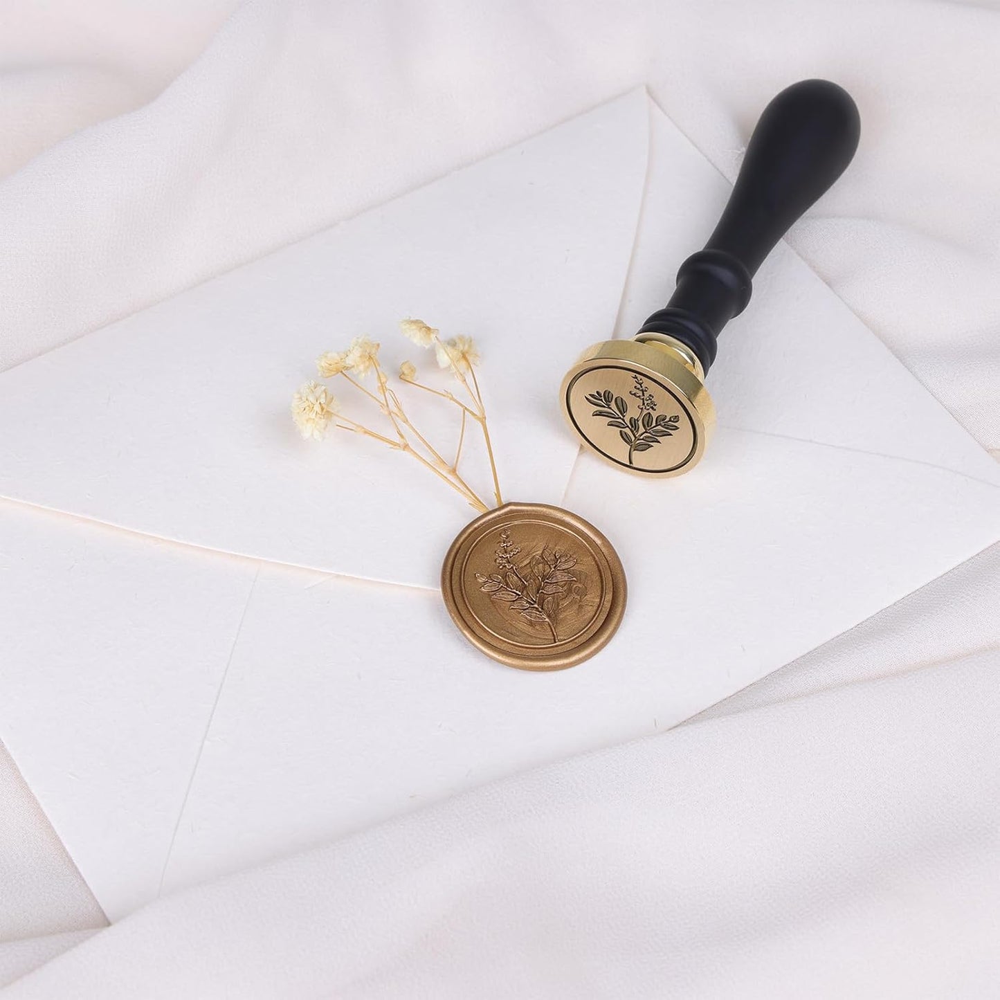 UNIQOOO Botanical Wax Seal Stamp - Brass, Wood Handle, Perfect for Wedding Invitations & Gift Wrap
