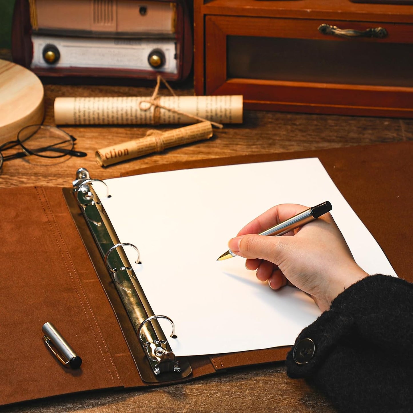 Leather 3 Ring Binder Holds 8.5 x 11 Inch Paper Binder Organizer Vintage Faux Leather Portfolio Folder Planner for Office Home Document Photo Diary Supplies(Vintage Brown)