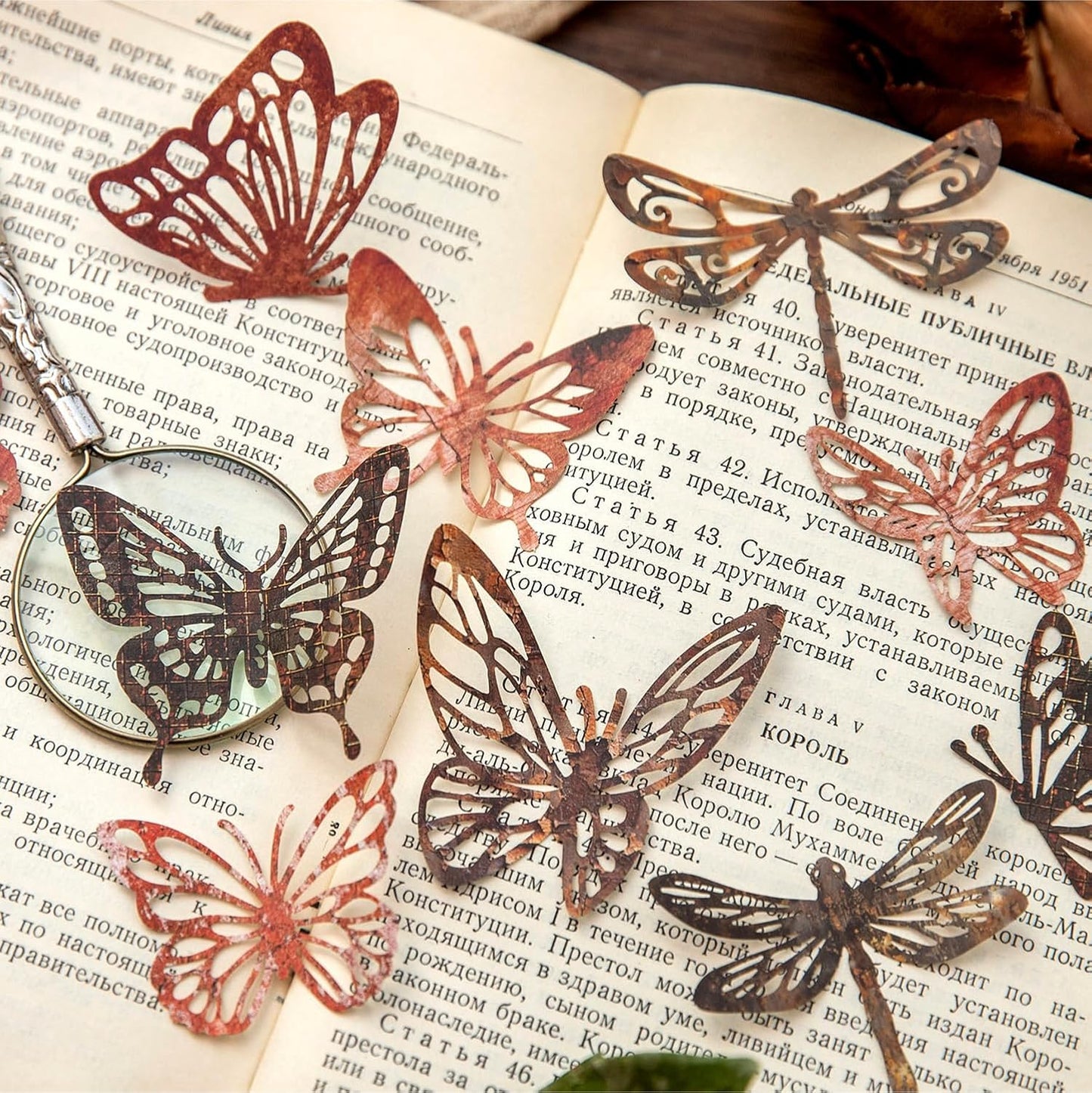 60PCS Industrial Vintage Sticker Set, Coated Paper Stickers with Rusty Gears, Keys, Frames, and Butterflies for Scrapbooking, Journaling, and DIY Crafts