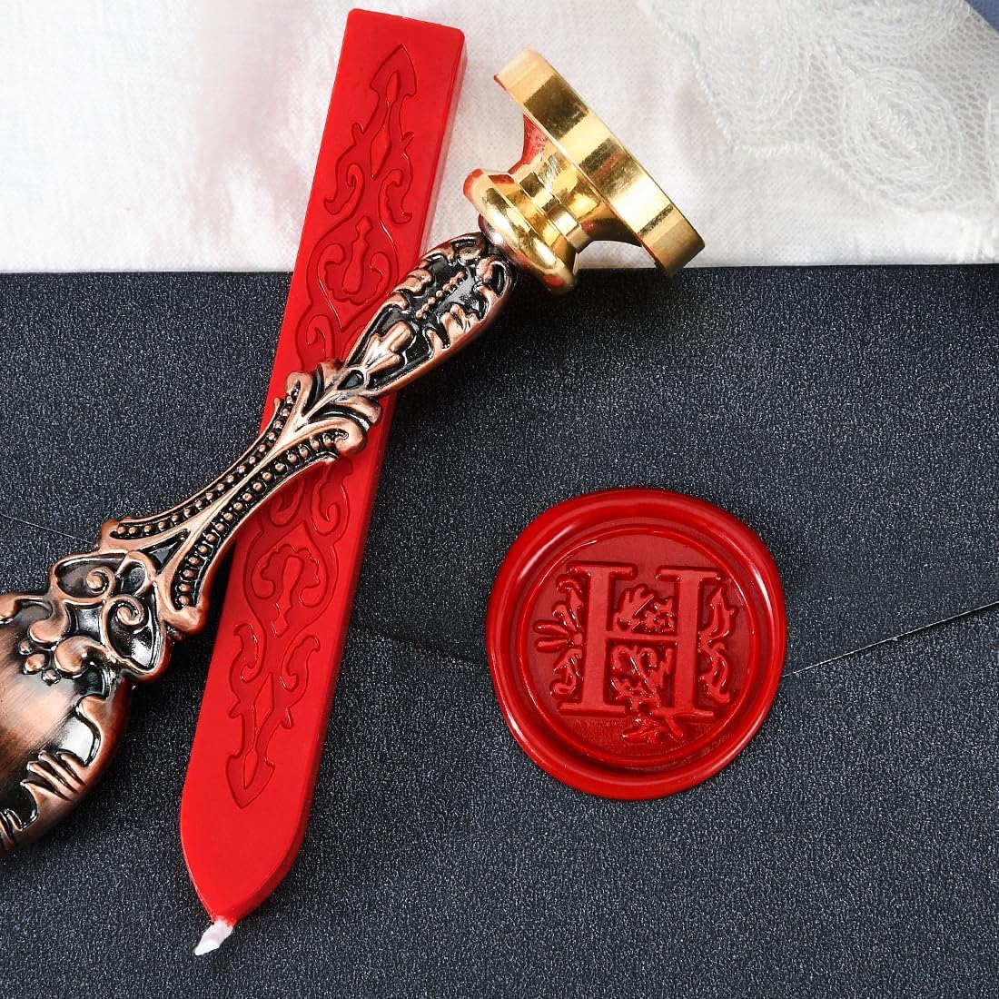 Wax Seal Stamp kit, Envelope Wax Seals DIY Kit - Retro Sealing Wax Candle + Classic Initial Alphabet Seal Wax Seal Stamp Letter H - in Blue Gift Box